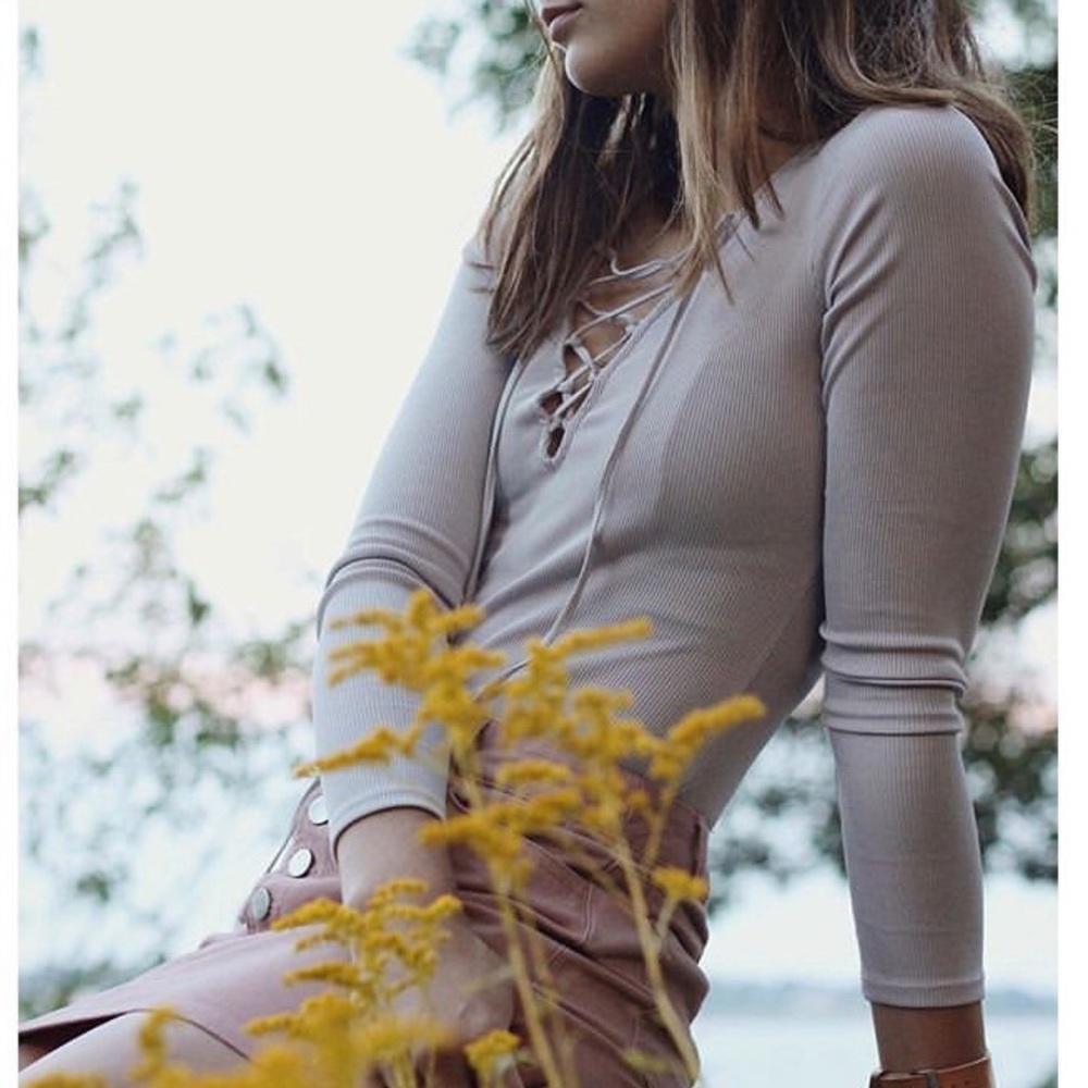 Forever 21 Gray Lace up body suit!! Size S!